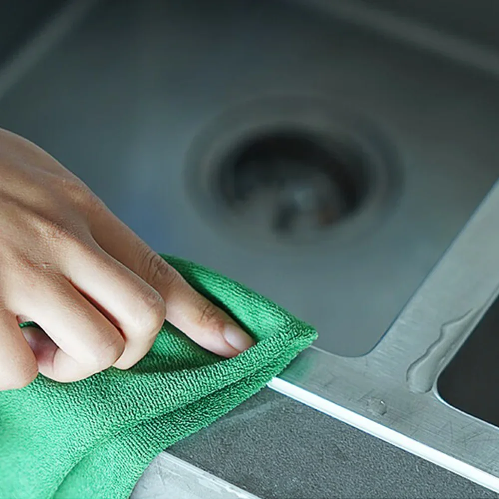 Colla Impermeabile in Plastica - Bathroom Caulk Siliconized recensione e prezzo
