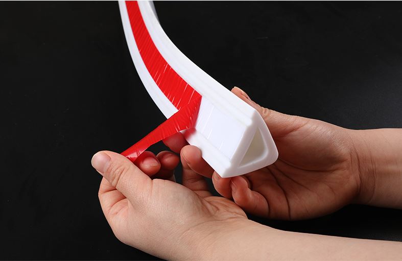 Striscia sigillante triangolar - Bathroom Caulk Siliconized recensione e prezzo